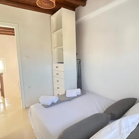 Villa Myconian Unique In Marathi , 140sqm - 4people ,shisha Place , Private Parking, Party Place - Elenas Hospitality - Mykonos Town